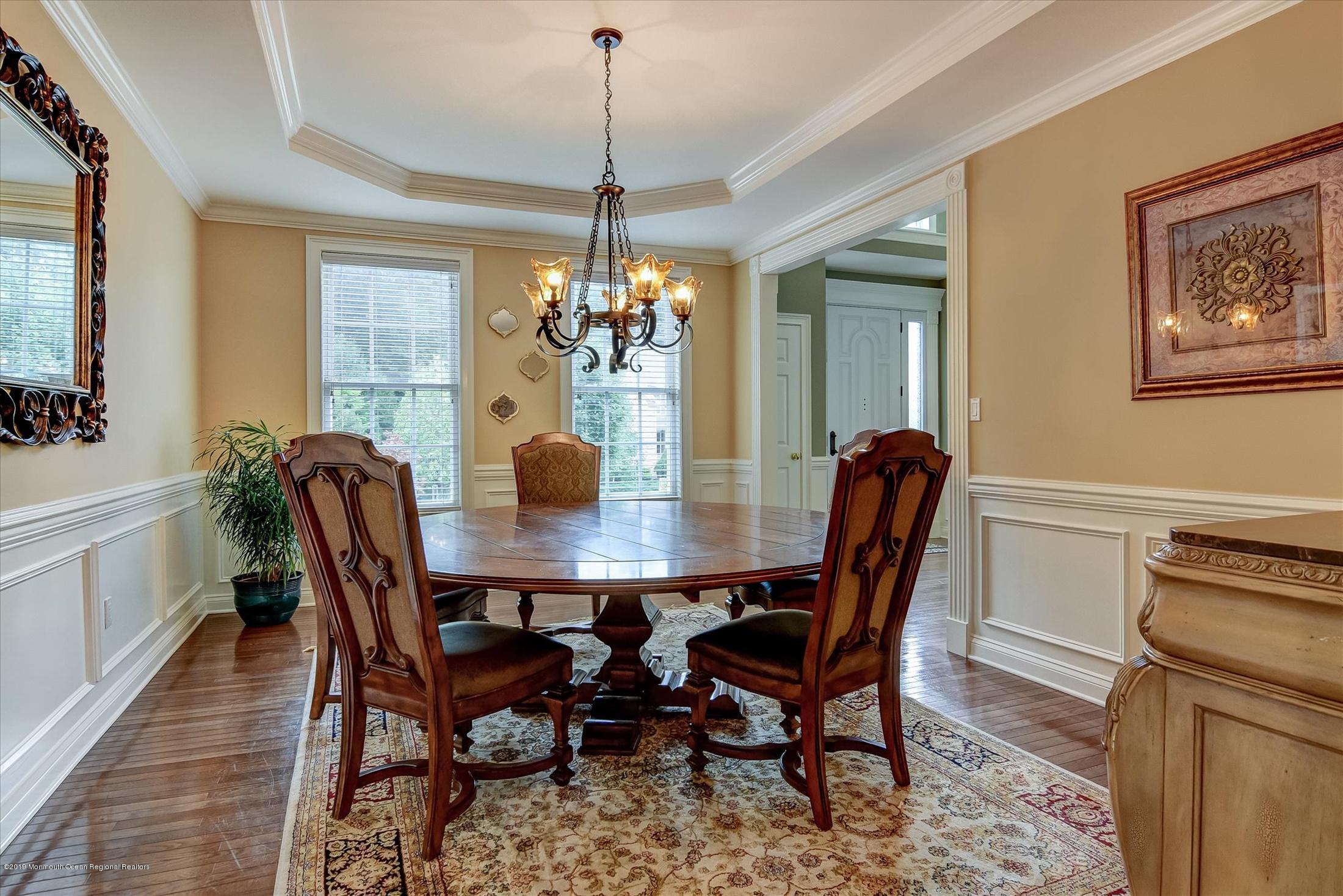 42 Rutledge Road Marlboro, NJ 07746 - Photo 13 of 34 07-Dining