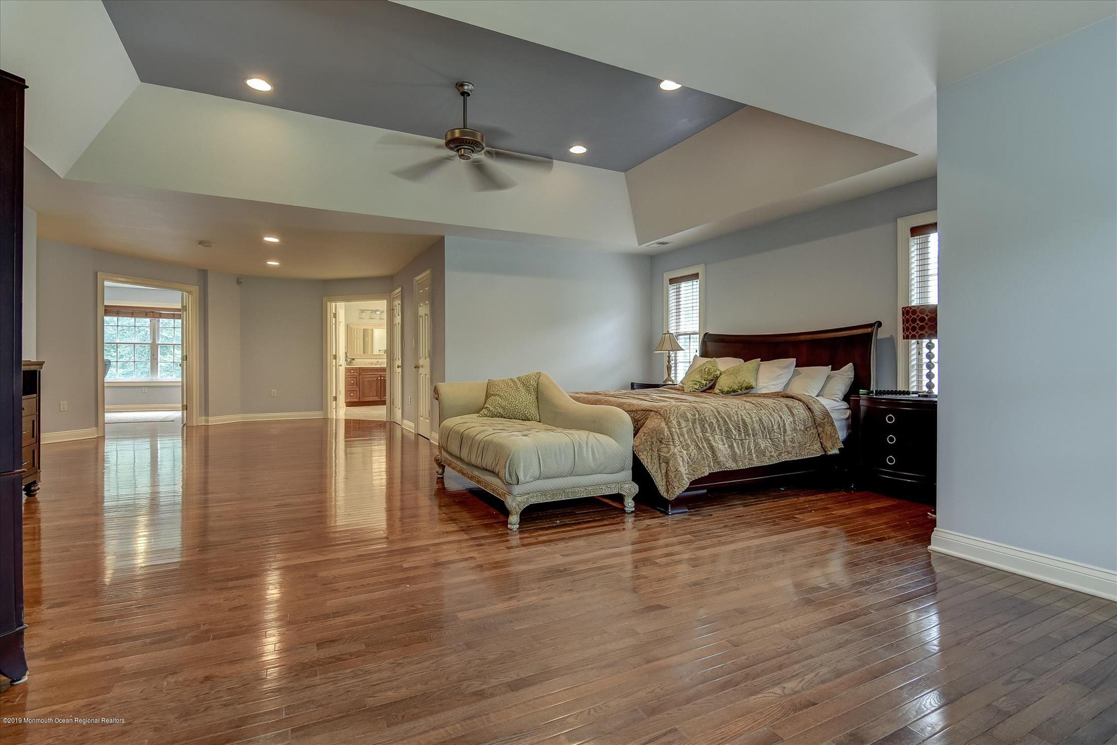 42 Rutledge Road Marlboro, NJ 07746 - Photo 19 of 34 23-Master