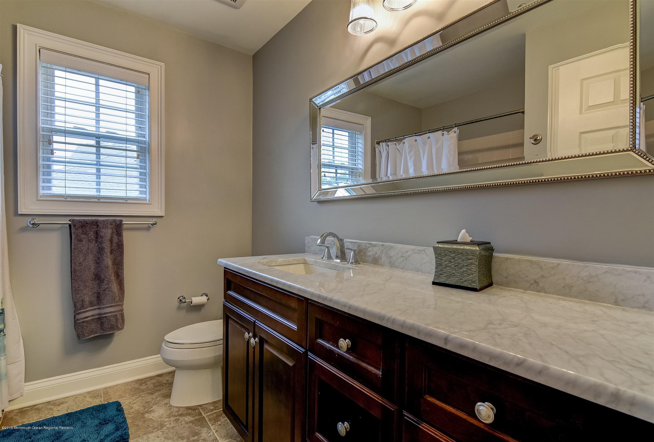 42 Rutledge Road Marlboro, NJ 07746 - Photo 26 of 34 30-Main Bath