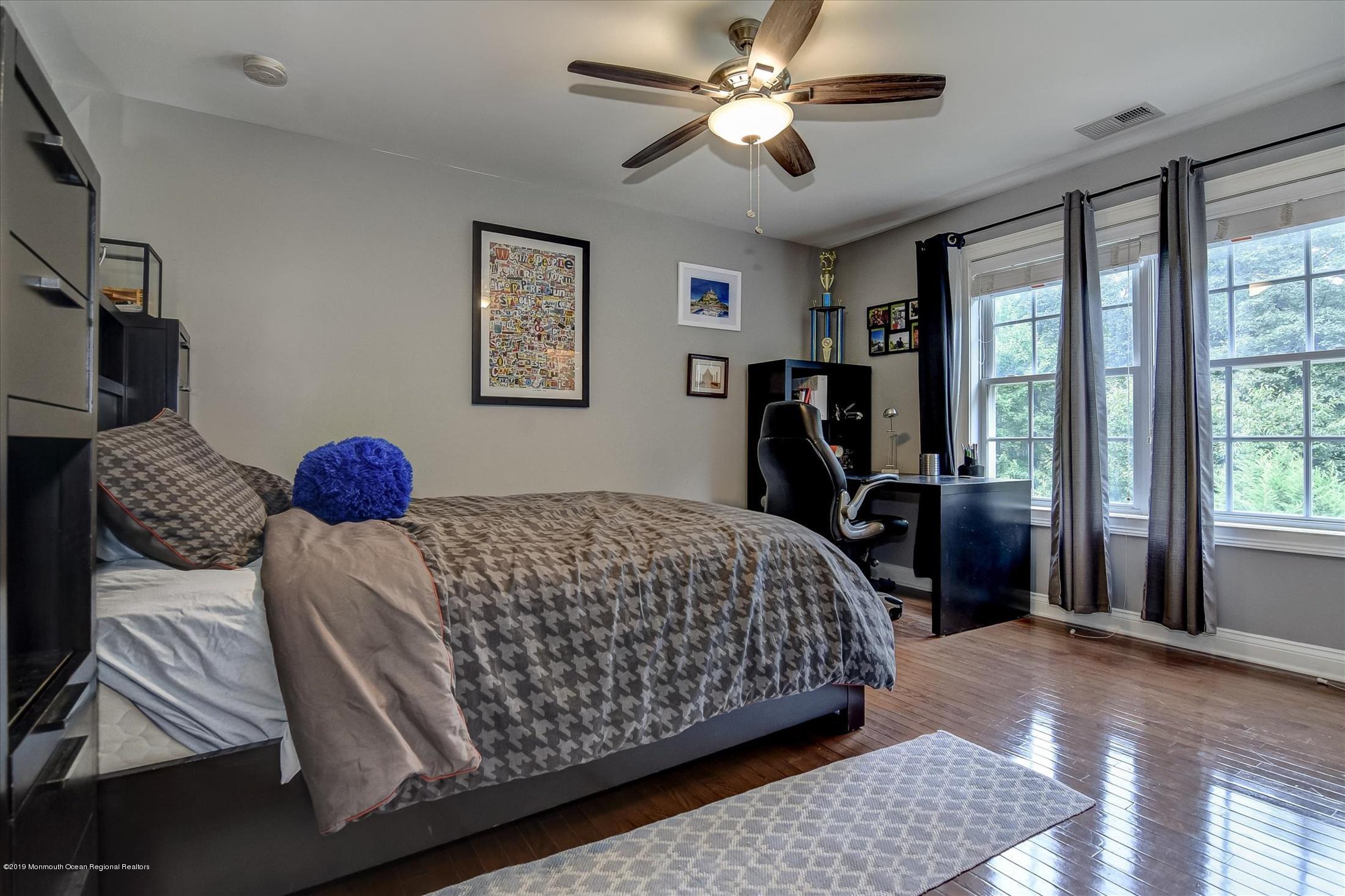 42 Rutledge Road Marlboro, NJ 07746 - Photo 27 of 34 31-Bedroom
