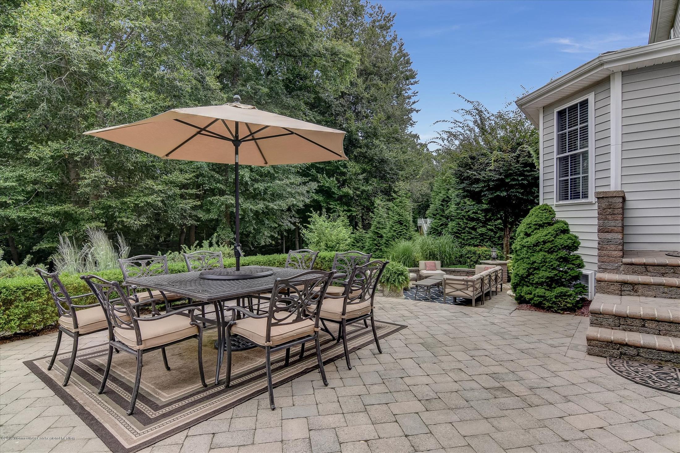 42 Rutledge Road Marlboro, NJ 07746 - Photo 32 of 34 38-Patio