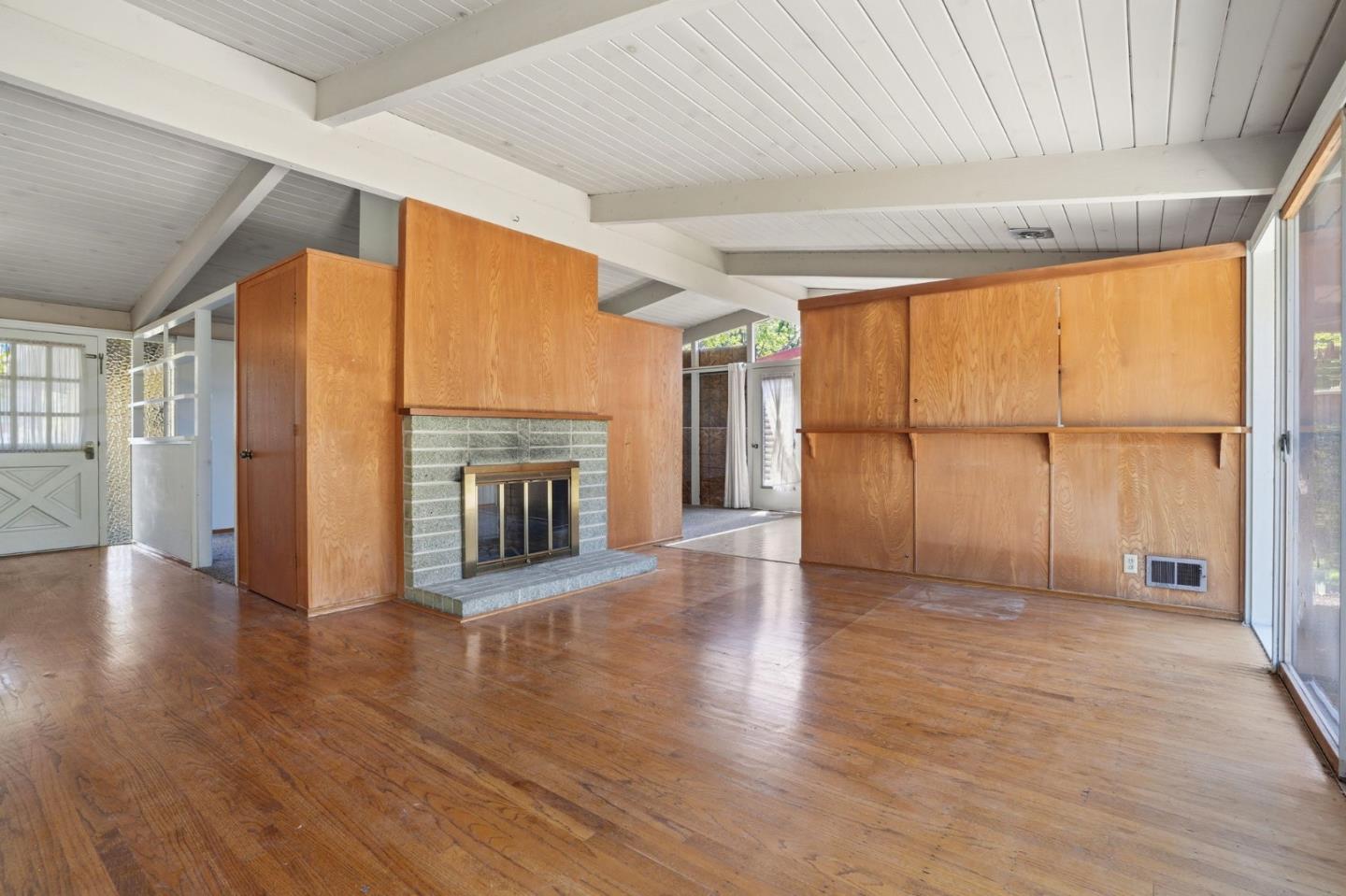 3868 Louis Road Palo Alto, CA 94303 - Photo 8 of 32
