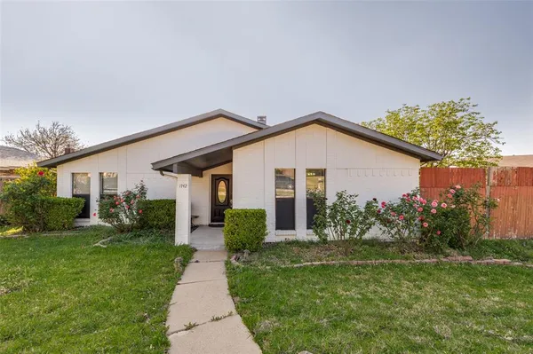 $399,000 | 1742 Delaford Drive, Carrollton, TX 75007