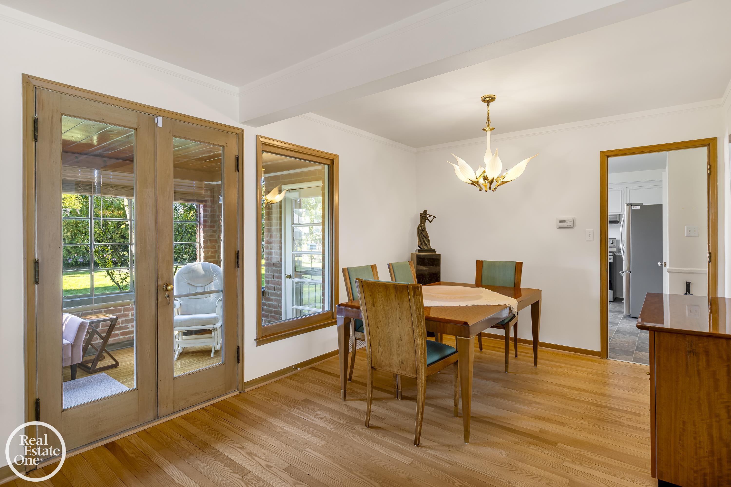 1487 North Renaud Road Grosse Pointe Woods, MI 48236 - Photo 9 of 42