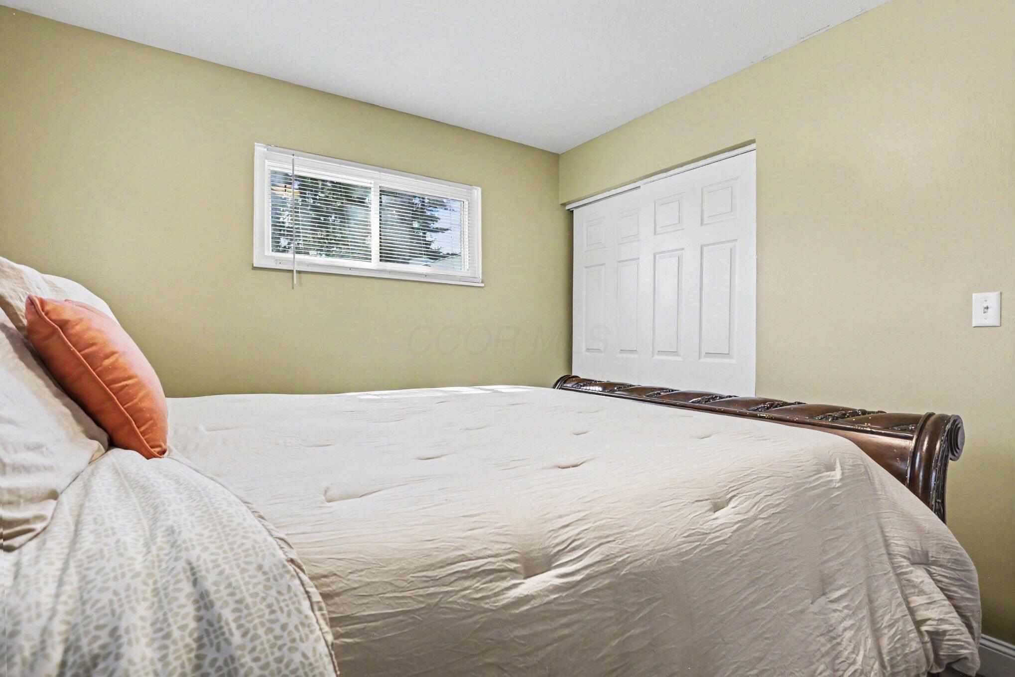 1280 Smith Road Columbus, OH 43207 - Photo 12 of 26