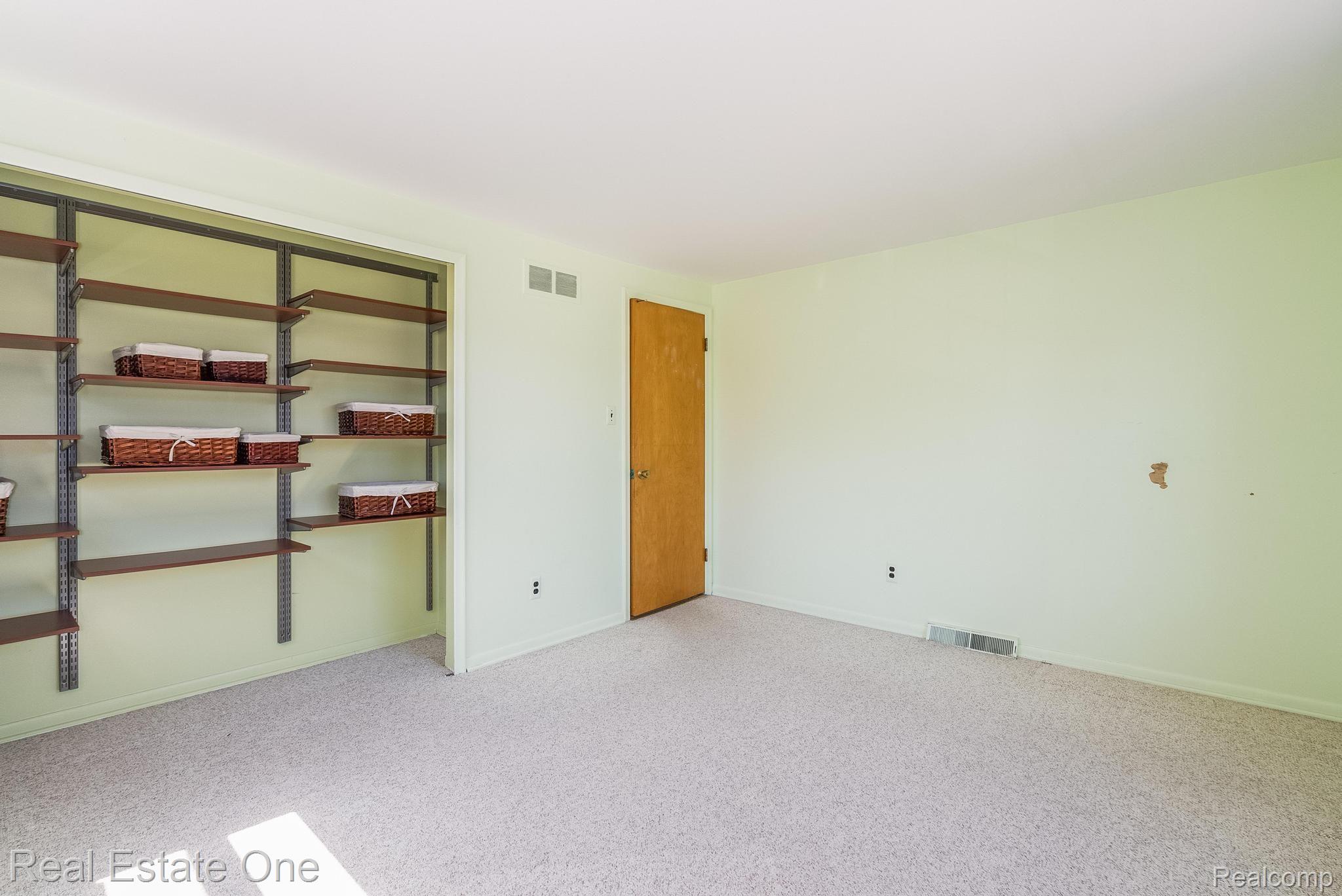 23125 Meadowbrook Road Novi, MI 48375 - Photo 40 of 49 Gallery Image 40