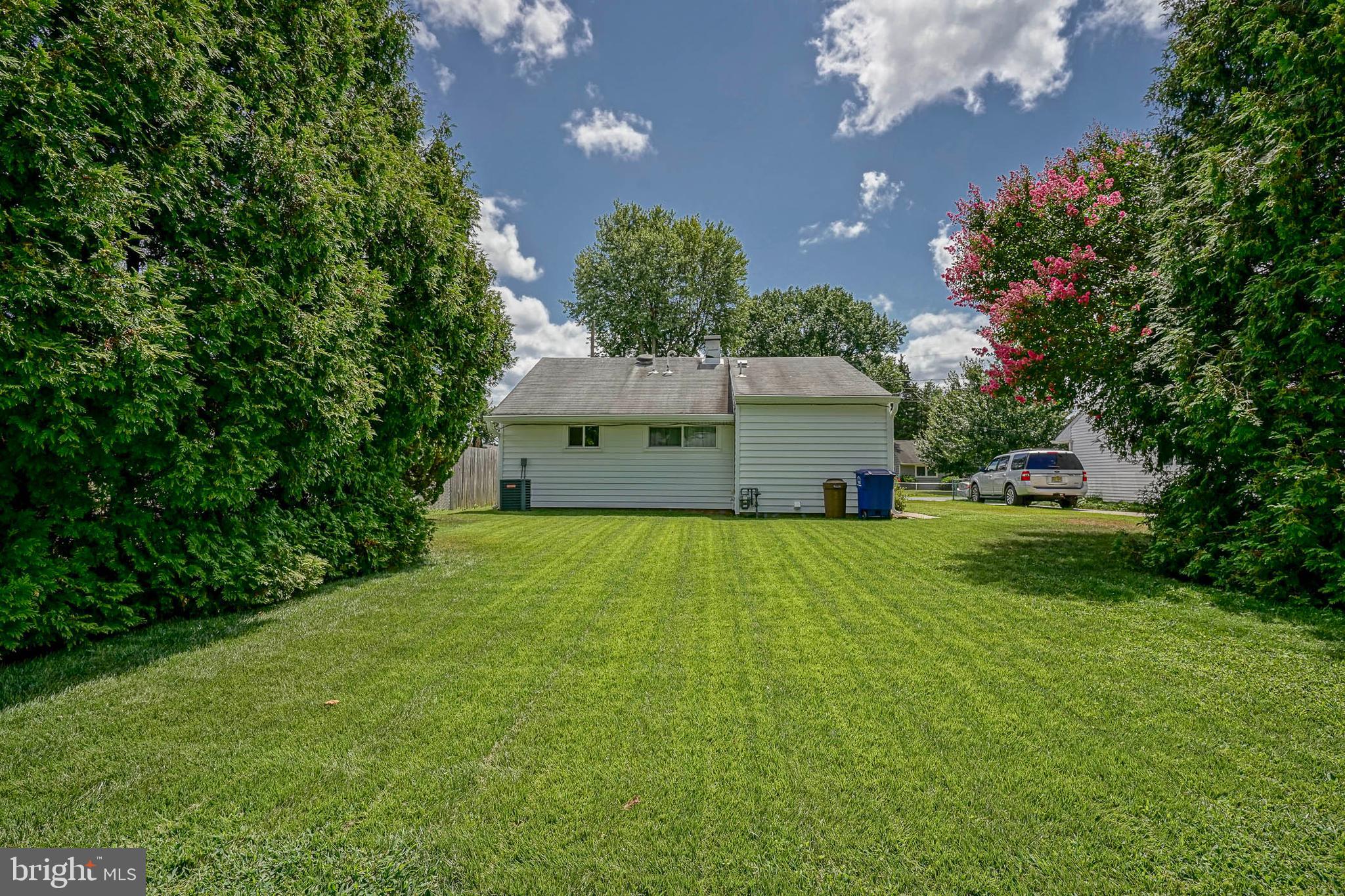 419 Ruth Avenue Maple Shade, NJ 08052 - Photo 28 of 28 a house view with a garden space