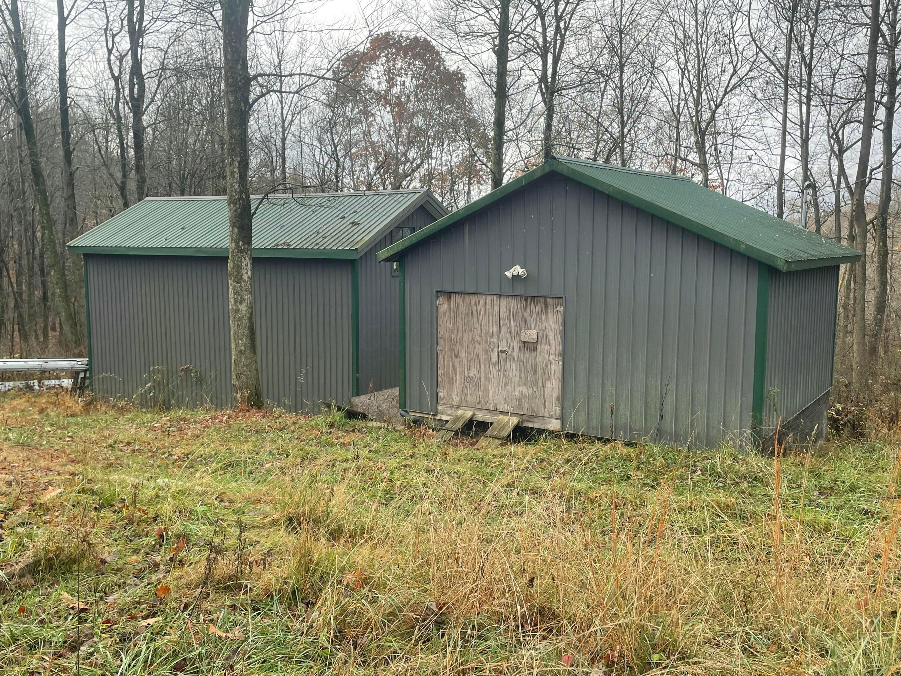 8400 Euga Road Newcomerstown, OH 43832 - Photo 2 of 26 IMG_1405