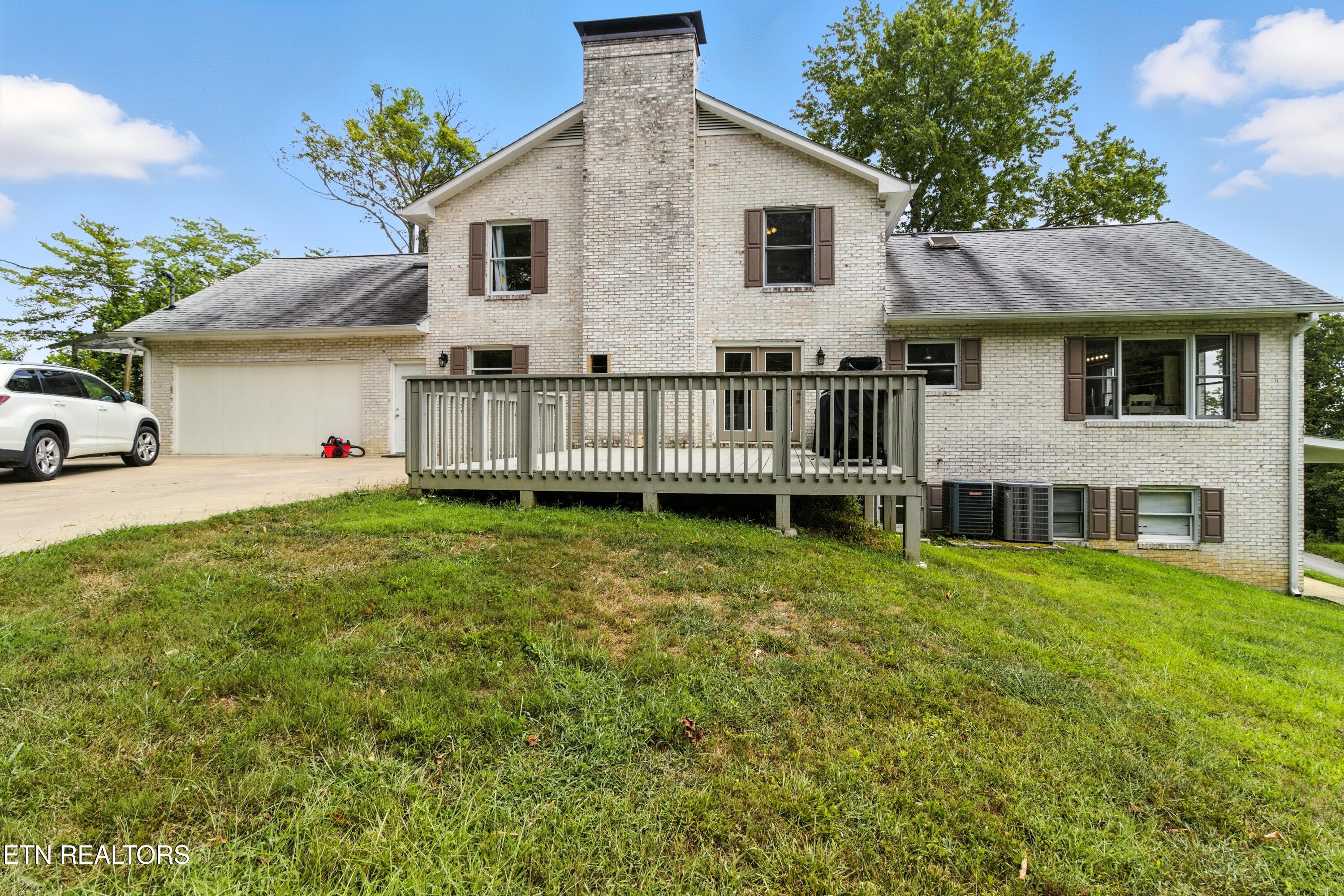 260 Meador Lane Harrogate, TN 37752 - Photo 5 of 48 IMG_9316