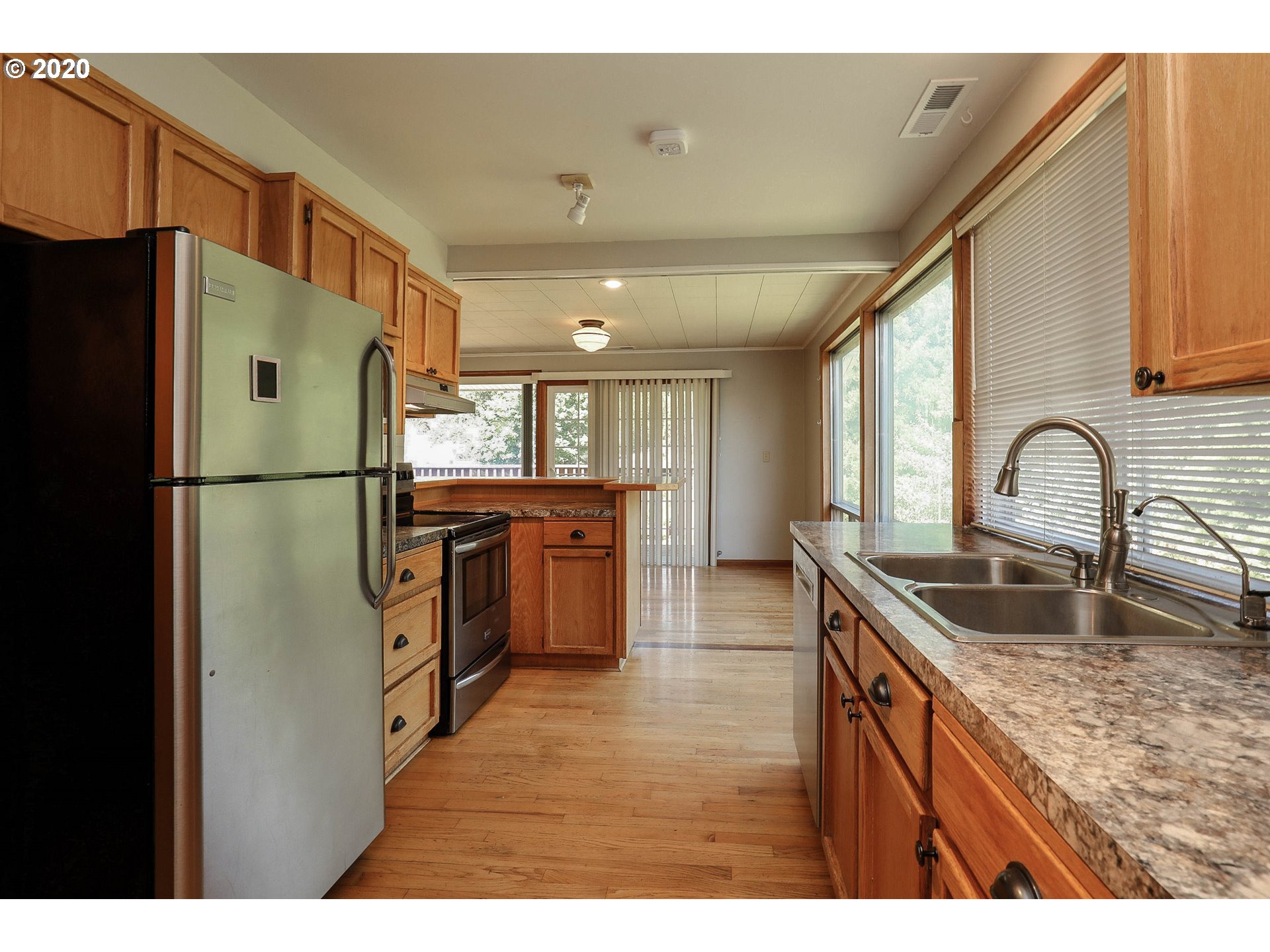 3125 Harris Street Road Kelso, WA 98626 - Photo 8 of 23 Gallery Image 8