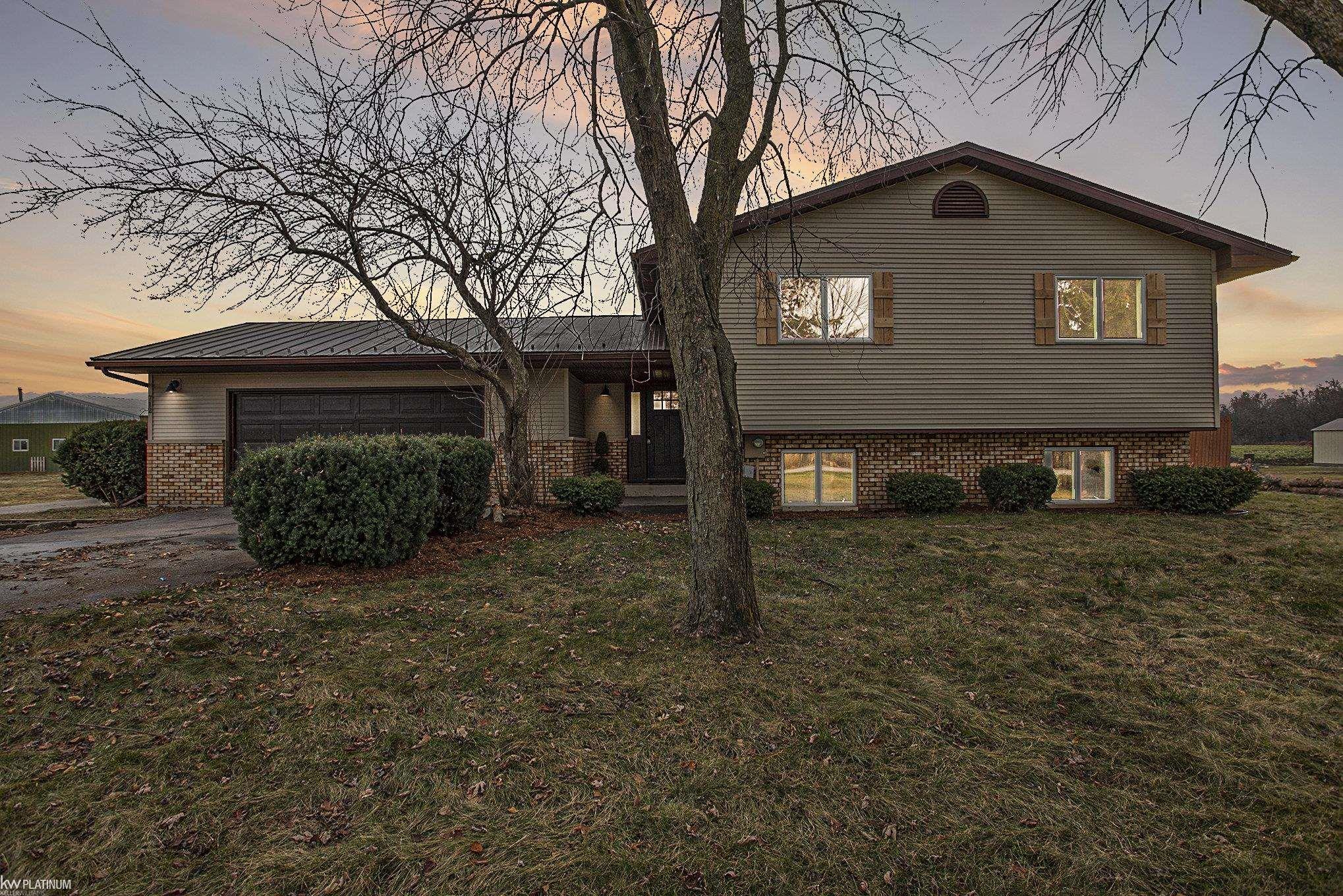 712 Wetters Road Kawkawlin, MI 48631 - Photo 5 of 39
