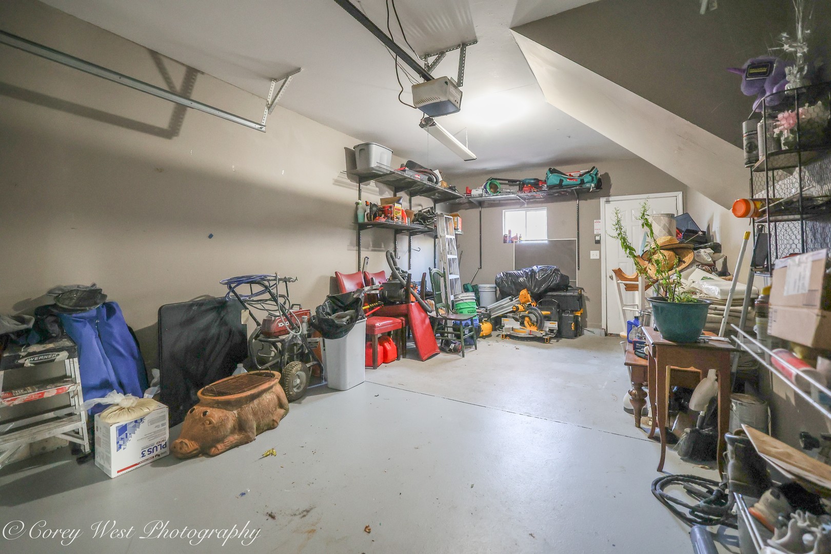 607 North 9th Street DeKalb, IL 60115 - Photo 12 of 14 a view of a room with gym equipment