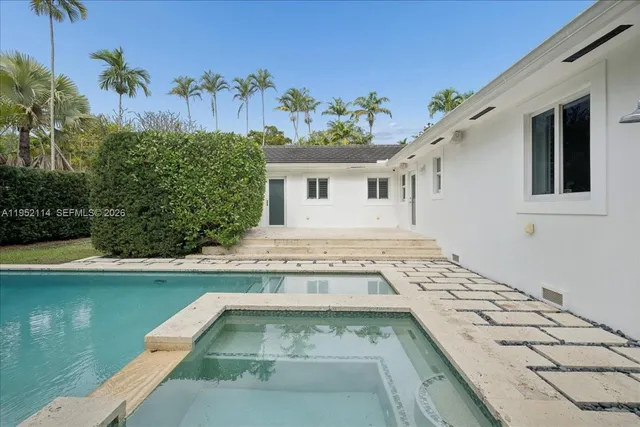 $11,500 | 2910 Calusa Street, Miami, FL 33133