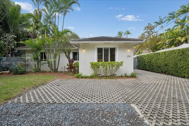 $11,500 | 2910 Calusa Street, Miami, FL 33133