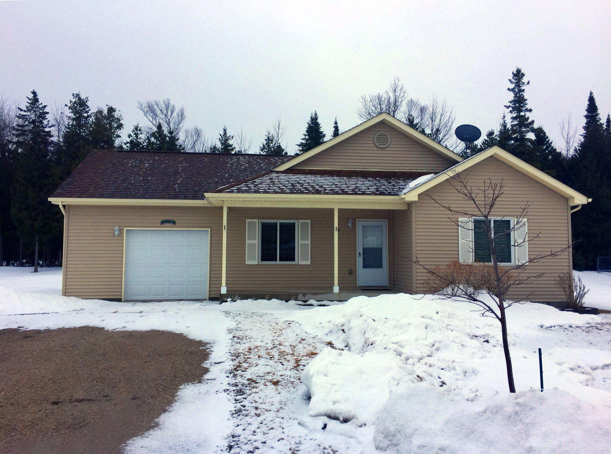 620 West Spring Street St. Ignace, MI 49781 - Photo 33 of 39 Gallery Image 33
