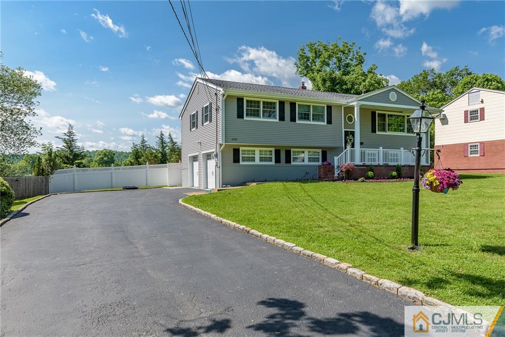 2255 Old Farm Road Scotch Plains, NJ 07076 - Photo 2 of 25 Gallery Image 2