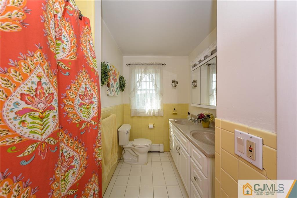 2255 Old Farm Road Scotch Plains, NJ 07076 - Photo 20 of 25 Gallery Image 20