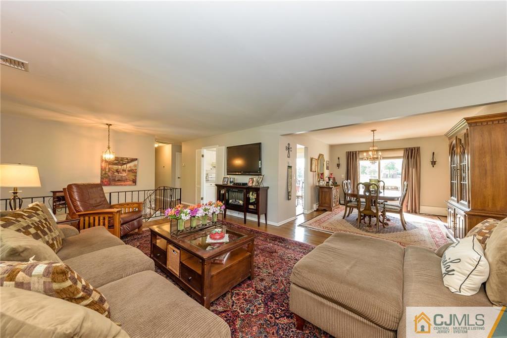 2255 Old Farm Road Scotch Plains, NJ 07076 - Photo 5 of 25 Gallery Image 5