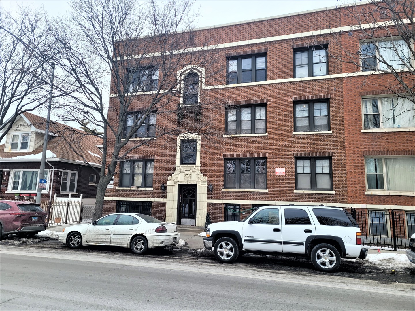 3320 West Marquette Road, Unit 2S Chicago, IL 60629 - Photo 1 of 5 a building view