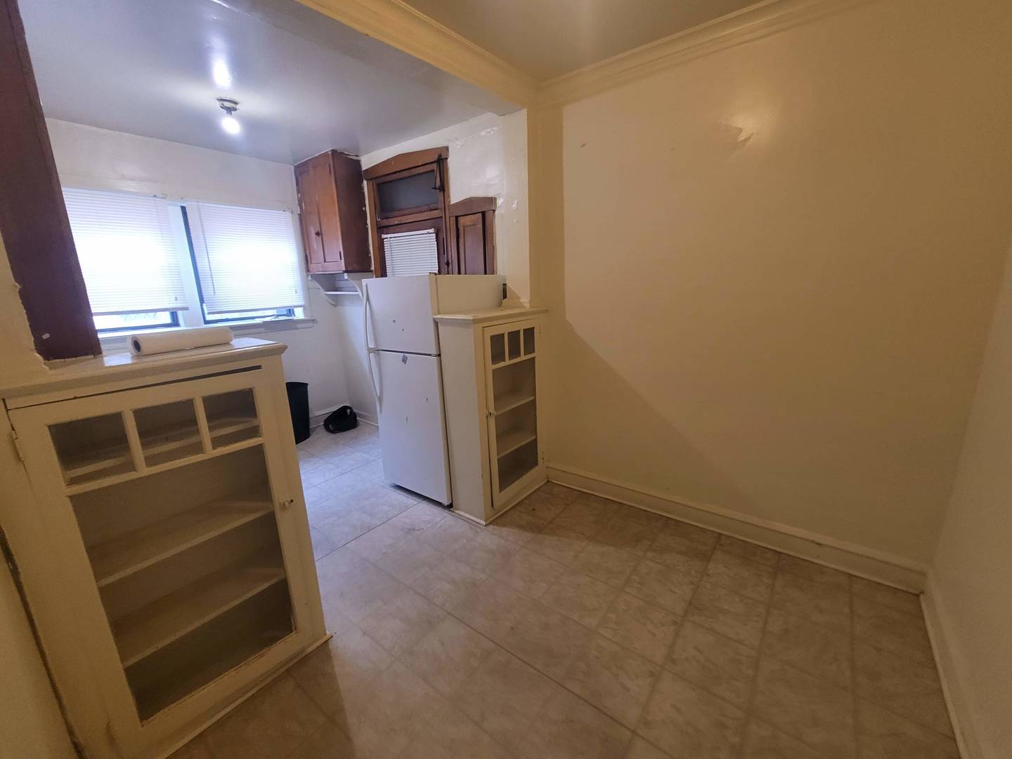 3320 West Marquette Road, Unit 2S Chicago, IL 60629 - Photo 4 of 5 a view of kitchen and utility room