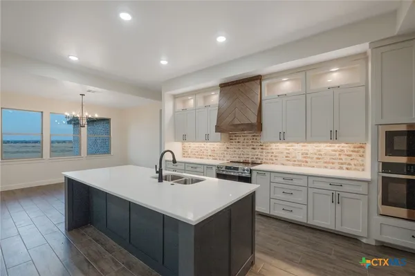 $579,999 | 11067 Eagle Walk Boulevard, Salado, TX 76571