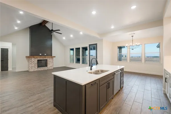 $579,999 | 11067 Eagle Walk Boulevard, Salado, TX 76571