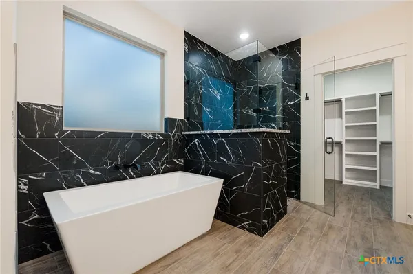 $579,999 | 11067 Eagle Walk Boulevard, Salado, TX 76571