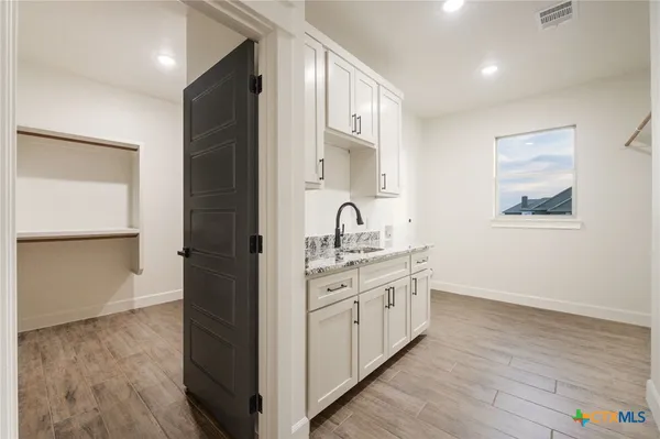 $579,999 | 11067 Eagle Walk Boulevard, Salado, TX 76571