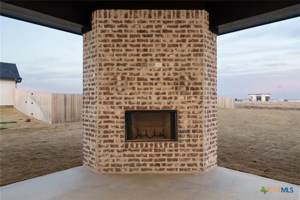 $579,999 | 11067 Eagle Walk Boulevard, Salado, TX 76571