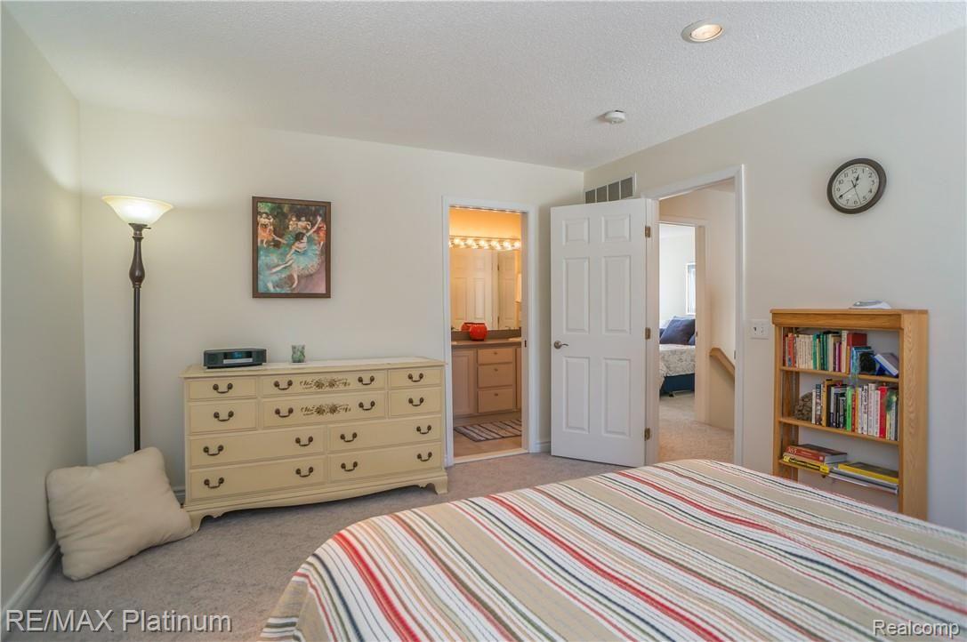 8433 Hyne Road Brighton, MI 48114 - Photo 21 of 39 Upstairs Bedroom