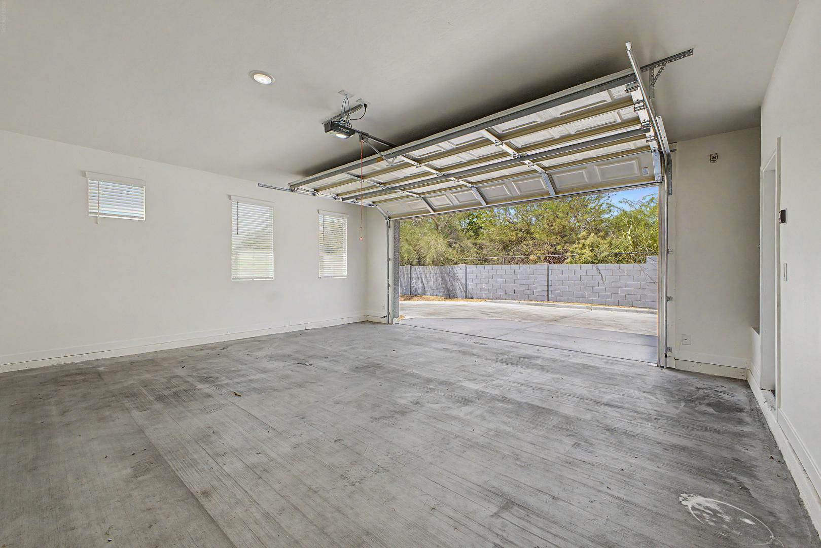 105 West Latona Road Phoenix, AZ 85041 - Photo 40 of 50 Photo #40