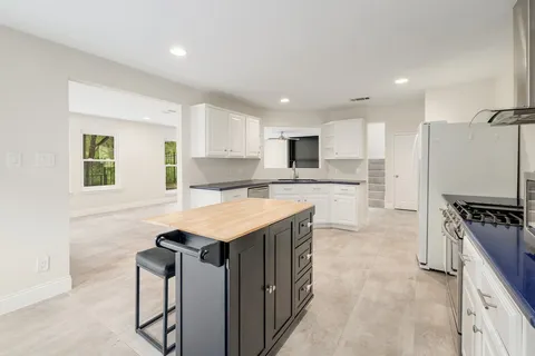 $849,000 | 4605 Beechwood Hollow, Austin, TX 78731