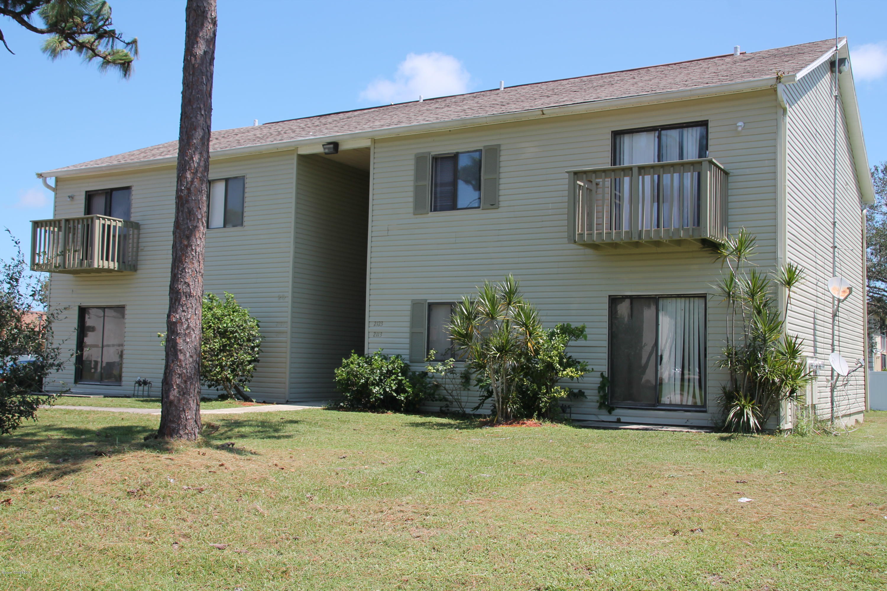 2111 Tree Ridge Lane Northeast Palm Bay, FL 32905 - Photo 2 of 12 treeridge 265