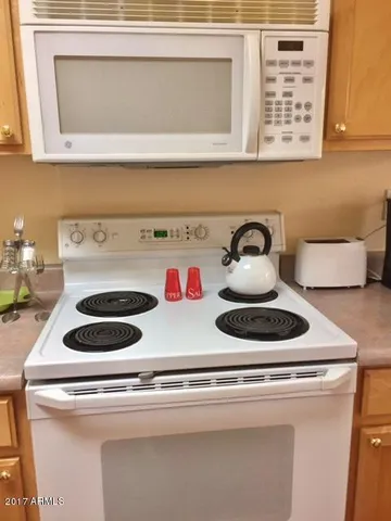 $3,200 | 8374 West Oraibi Drive, Peoria, AZ 85382