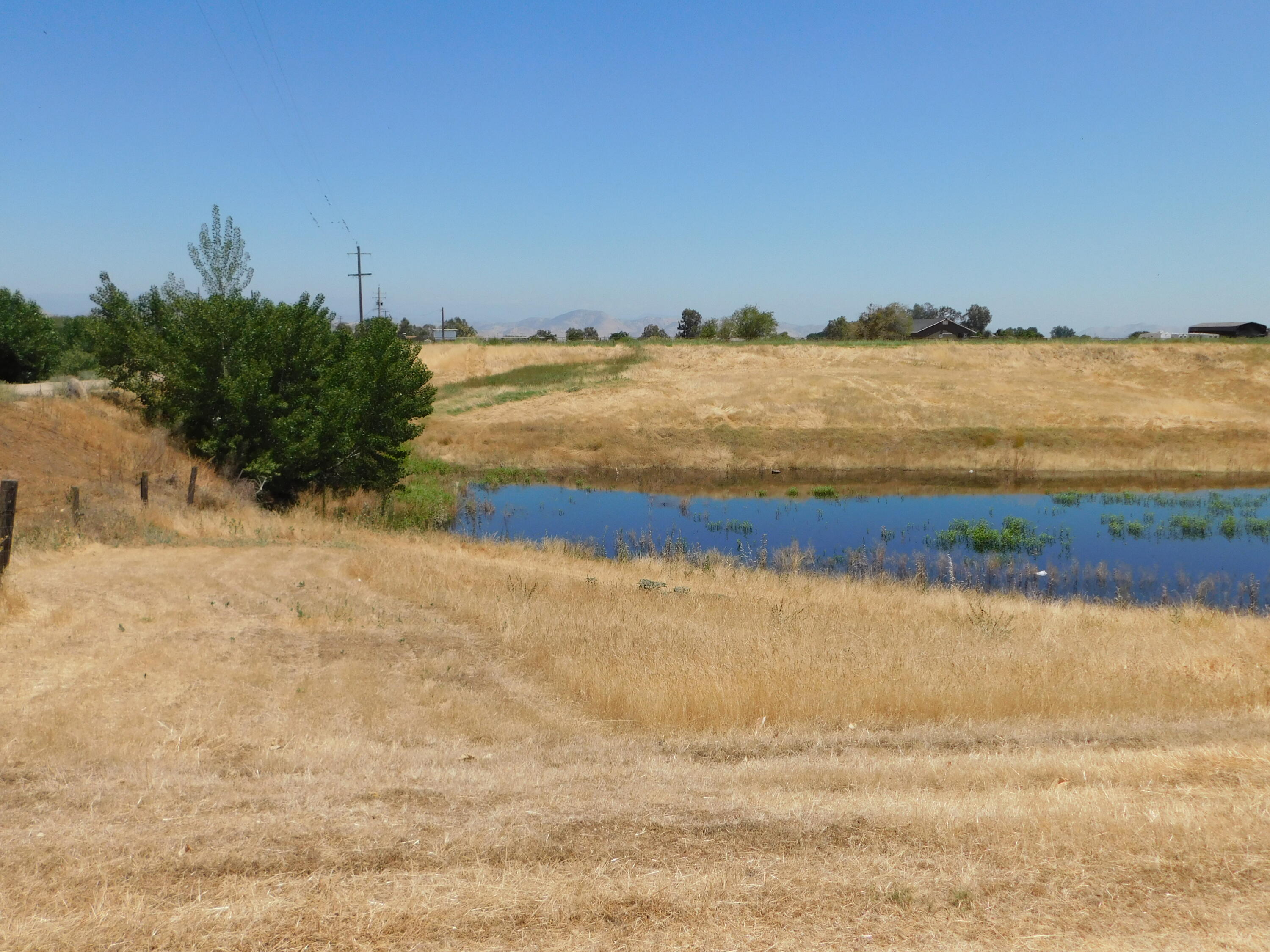 20367 Goodfellow Avenue Reedley, CA 93654 - Photo 4 of 123 40