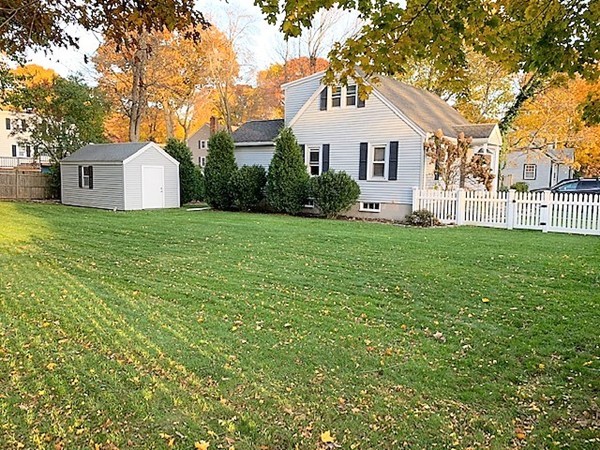 22 Parramatta Road Beverly, MA 01915 - Photo 3 of 24 Gallery Image 3