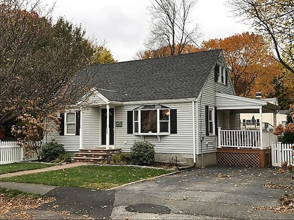 22 Parramatta Road Beverly, MA 01915 - Photo 4 of 24 Gallery Image 4