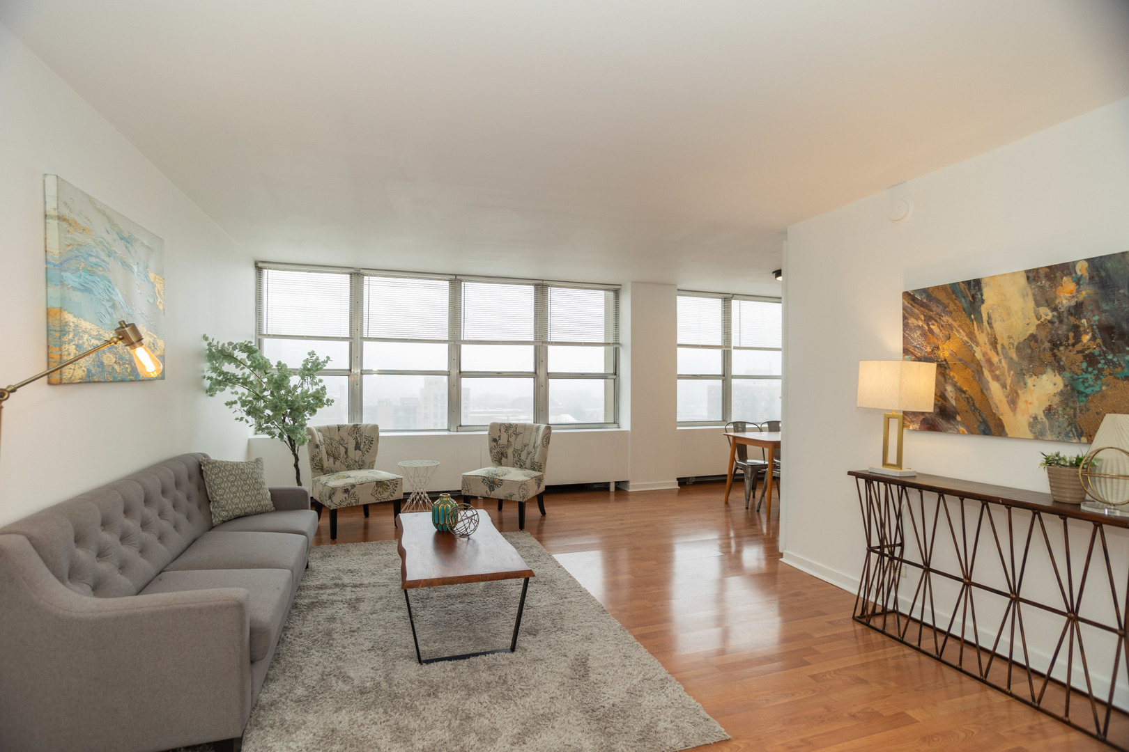 655 West Irving Park Road, Unit 903 Chicago, IL 60613 - Photo 13 of 25 Gallery Image 13