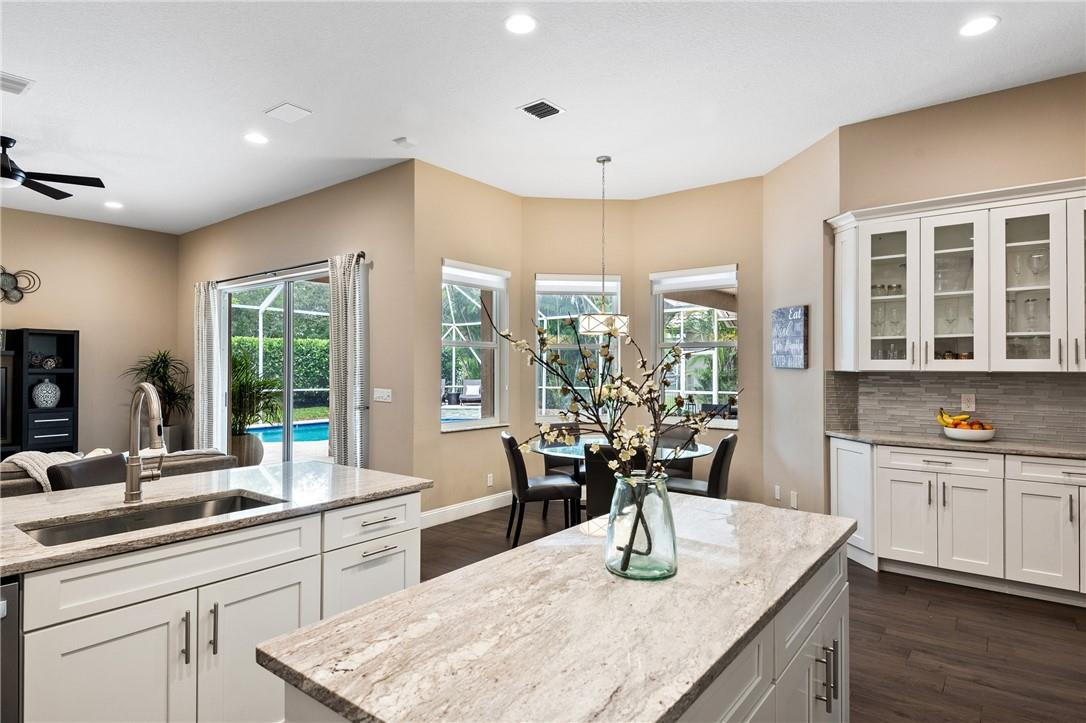 21278 Falls Ridge Way Boca Raton, FL 33428 - Photo 3 of 42 Photo 3