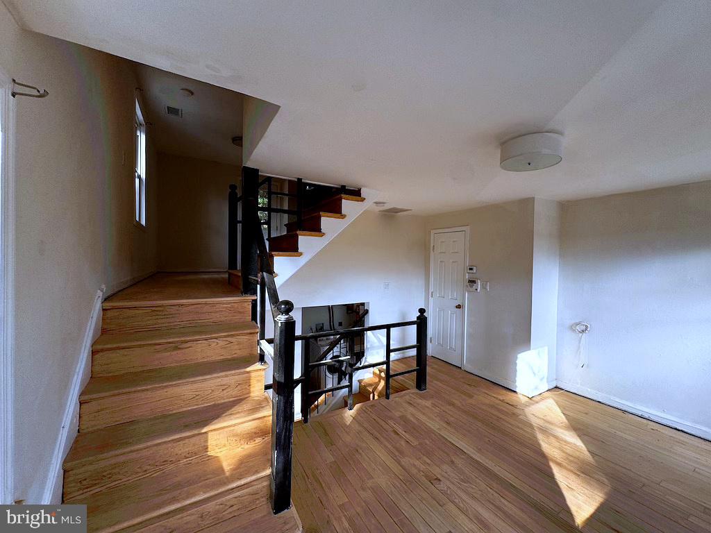 3731 South Kemper Road Arlington, VA 22206 - Photo 11 of 25