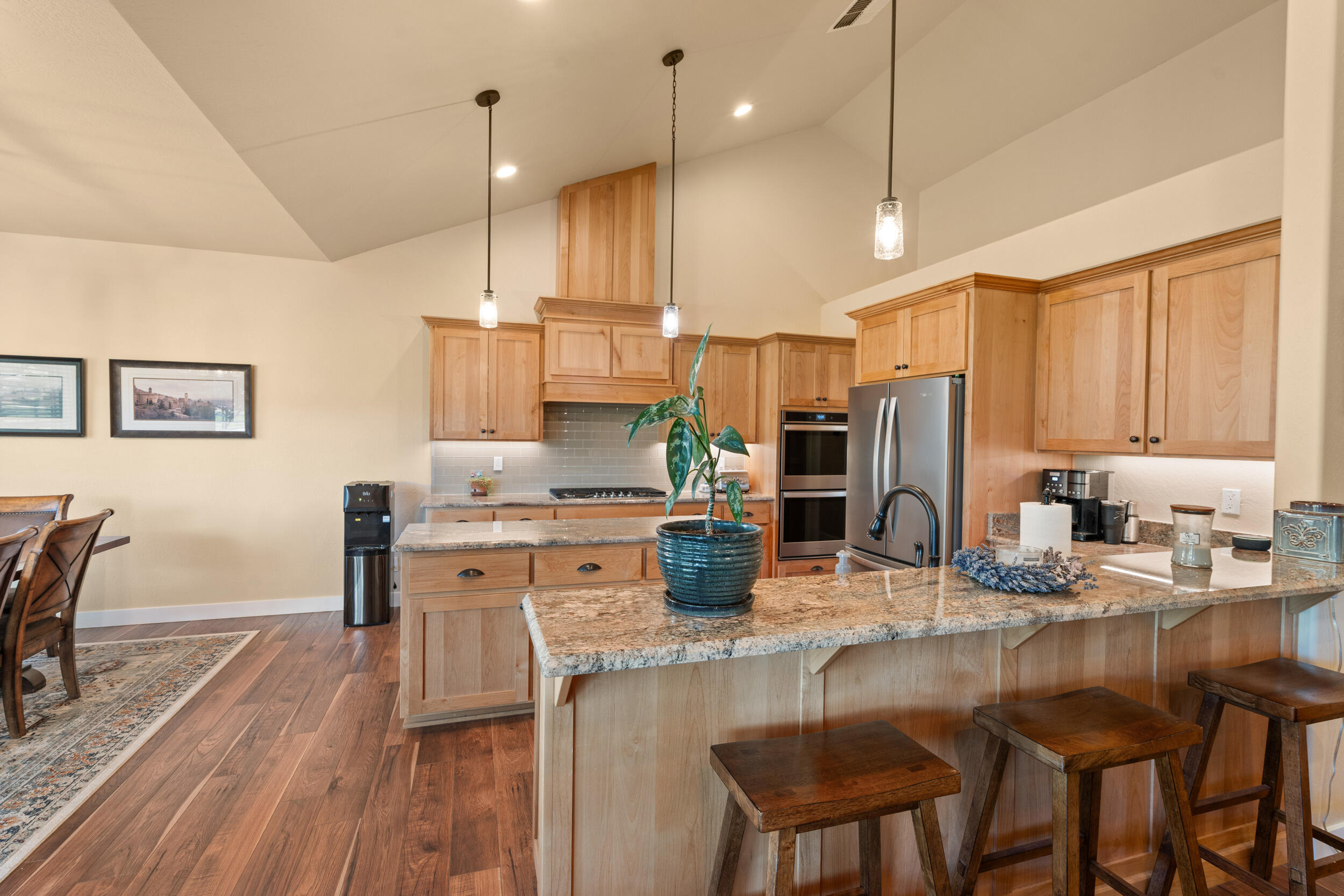 7765 Colonial Way Central Point, OR 97502 - Photo 12 of 50 Kitchen from Family room