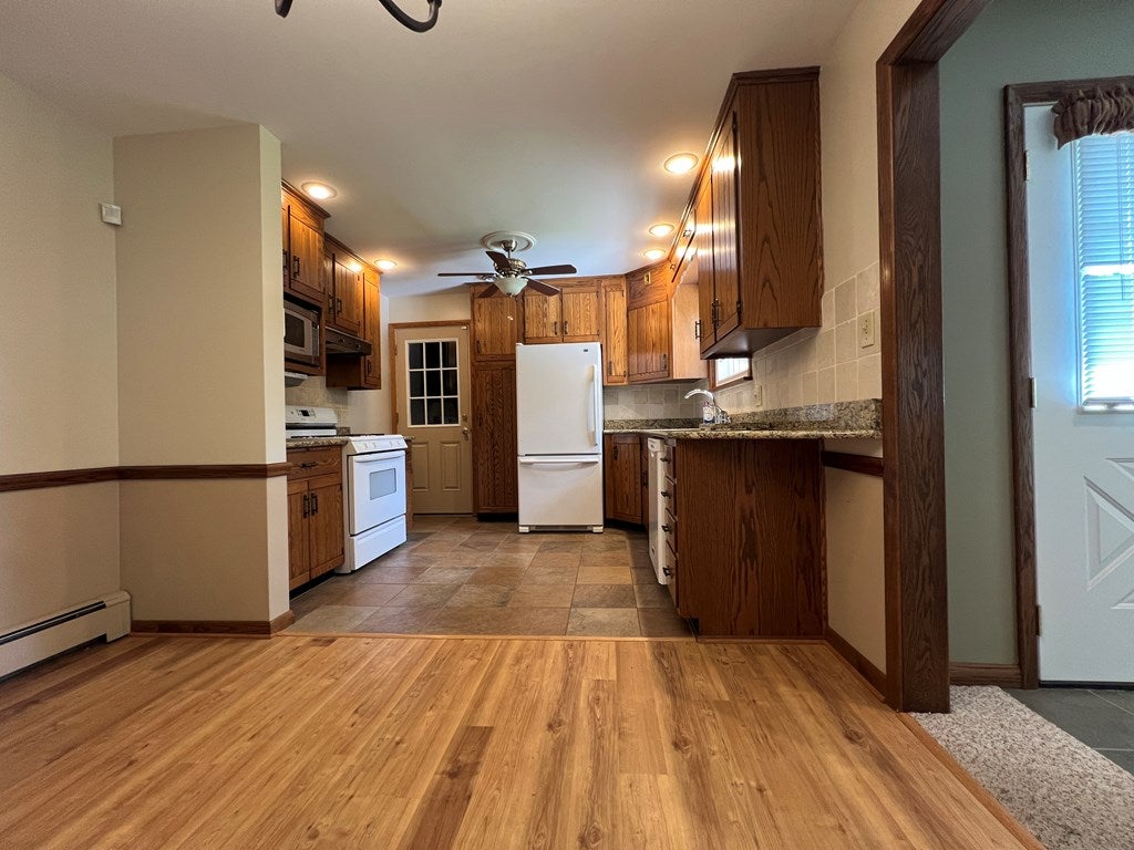 254 Miller Road Franklin, PA 16323 - Photo 6 of 21 Gallery Image 6