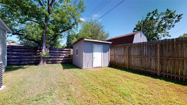 $1,700 | 4130 Willow Oak Street, Bryan, TX 77802