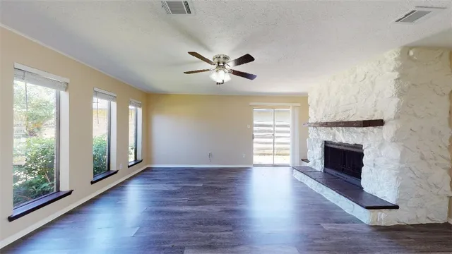 $1,700 | 4130 Willow Oak Street, Bryan, TX 77802