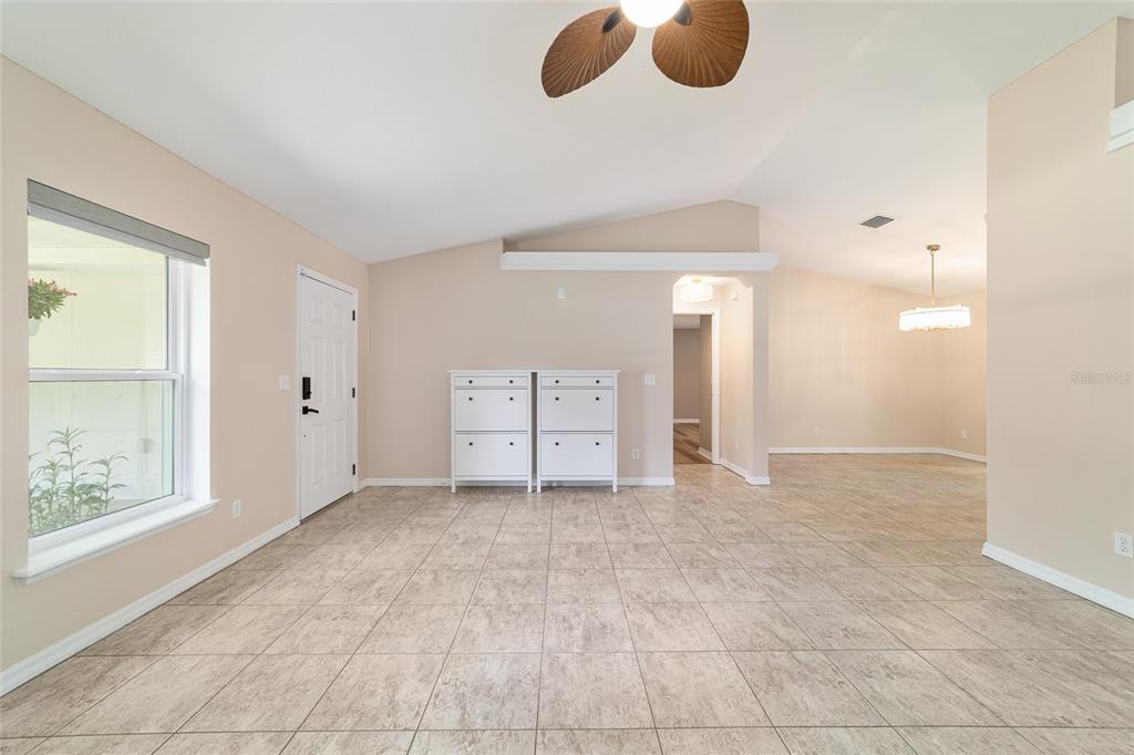 7035 Southwest 136th Court Road Ocala, FL 34481 - Photo 7 of 32