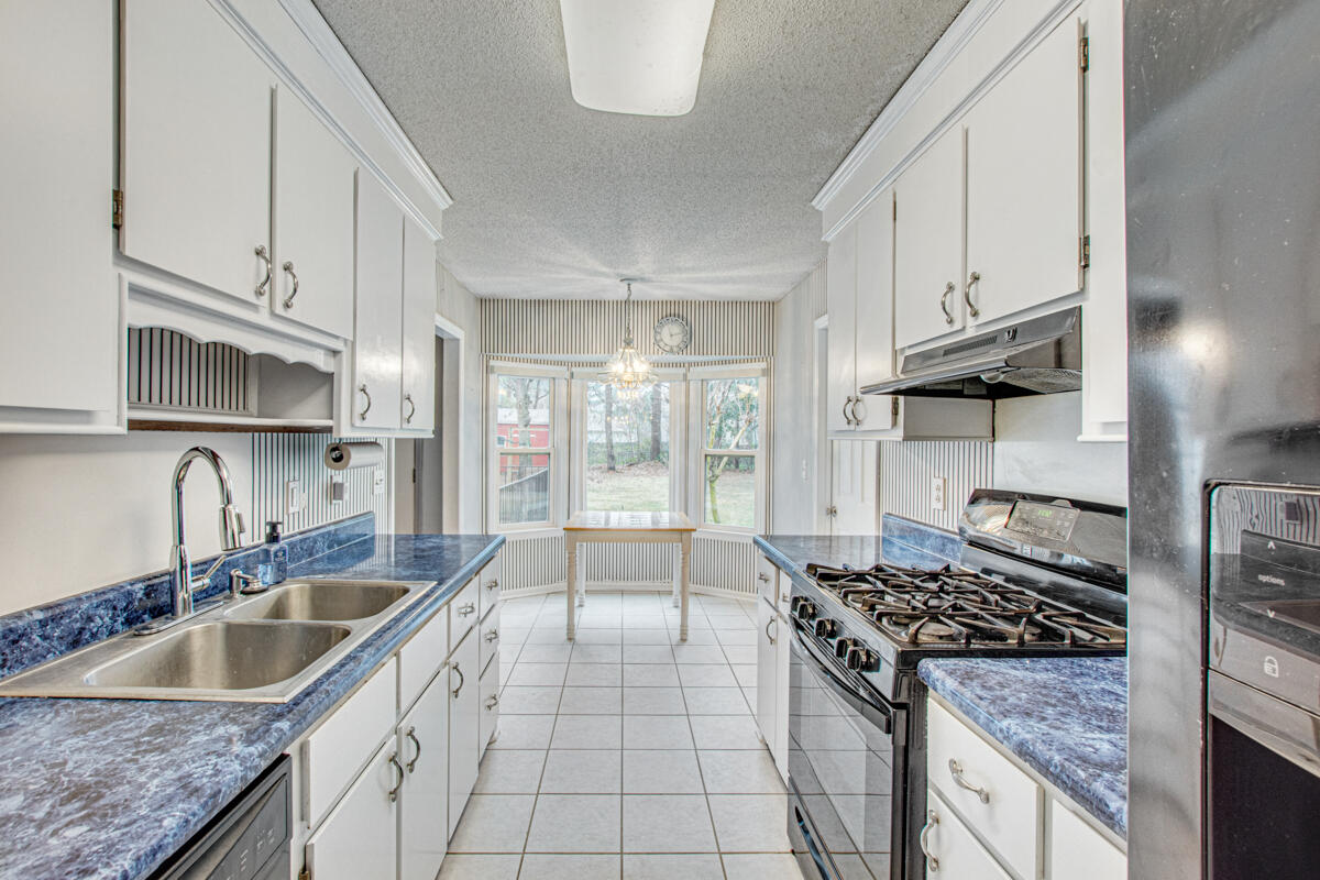 217 Savannah Round, Unit ROUND Summerville, SC 29485 - Photo 22 of 58 SR-25
