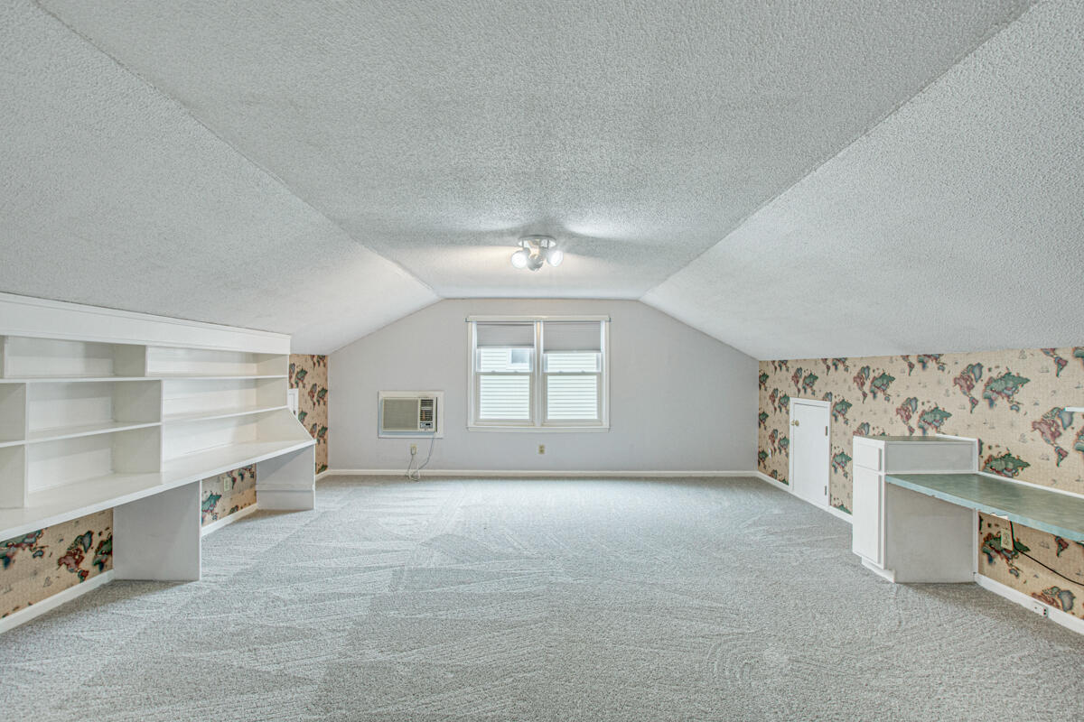 217 Savannah Round, Unit ROUND Summerville, SC 29485 - Photo 39 of 58 SR-17