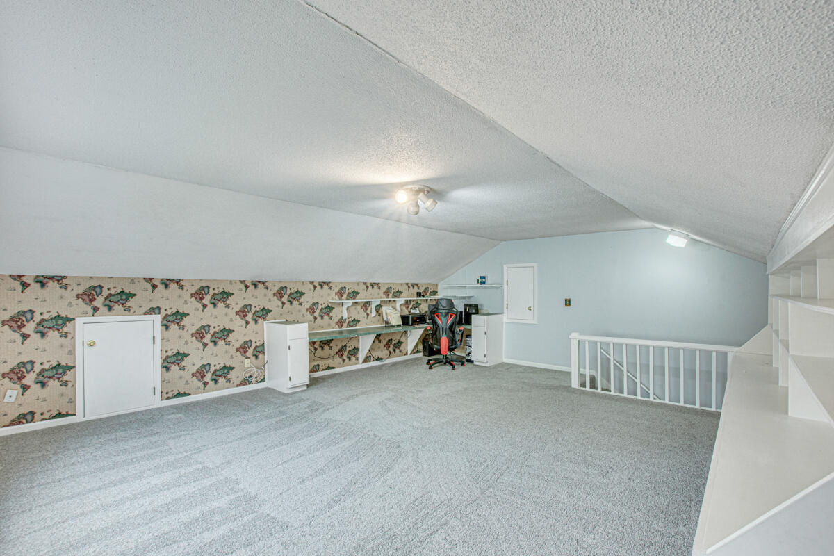 217 Savannah Round, Unit ROUND Summerville, SC 29485 - Photo 40 of 58 SR-18