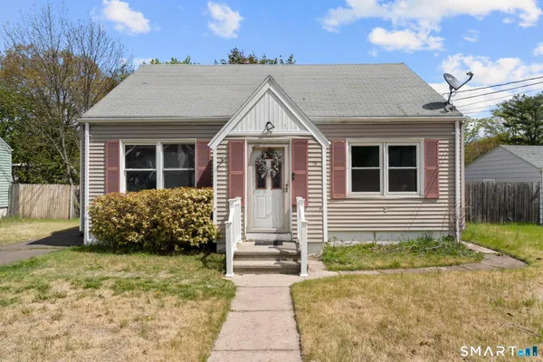 $255,000 | 79 West Helen Street, Hamden, CT 06514