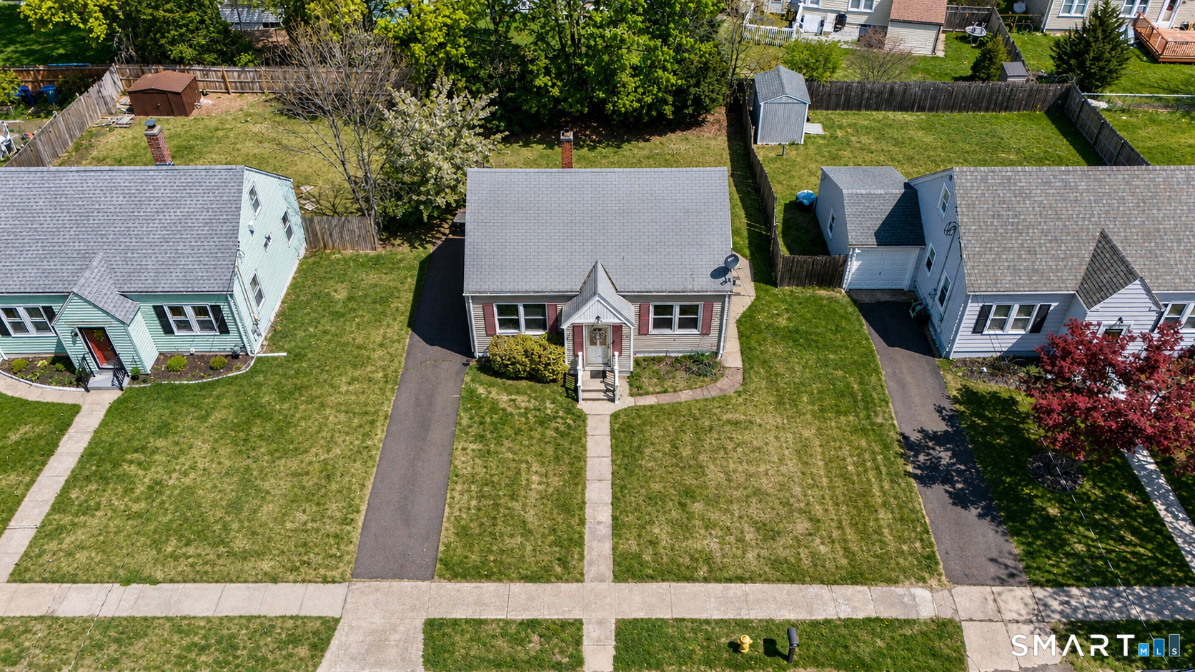 79 West Helen Street Hamden, CT 06514 - Photo 2 of 18 Front of the house